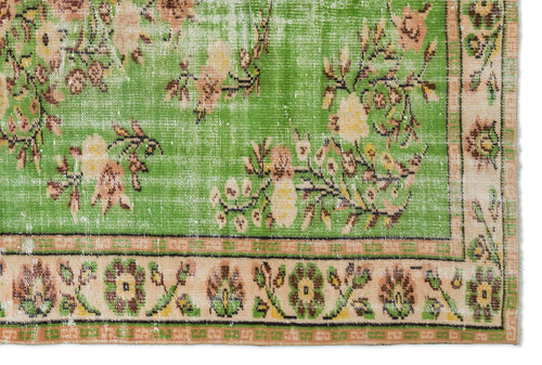 Load image 1 in gallery view. Dabora - Vintage Medallion Rug - 6'0 X 9'1