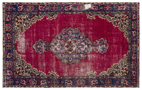 Bild 1 in Galerieansicht laden. Shadira - Vintage Medallion Rug - 5'8 X 8'11