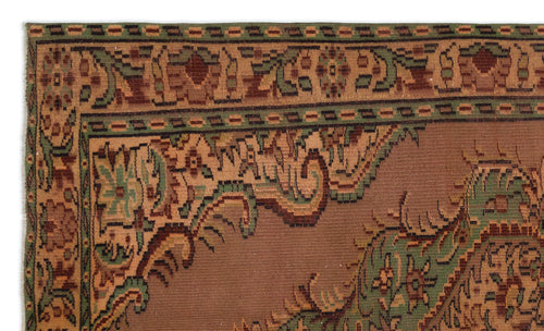 Load image 1 in gallery view. Proos - Vintage Medallion Rug - 5'1 X 8'6