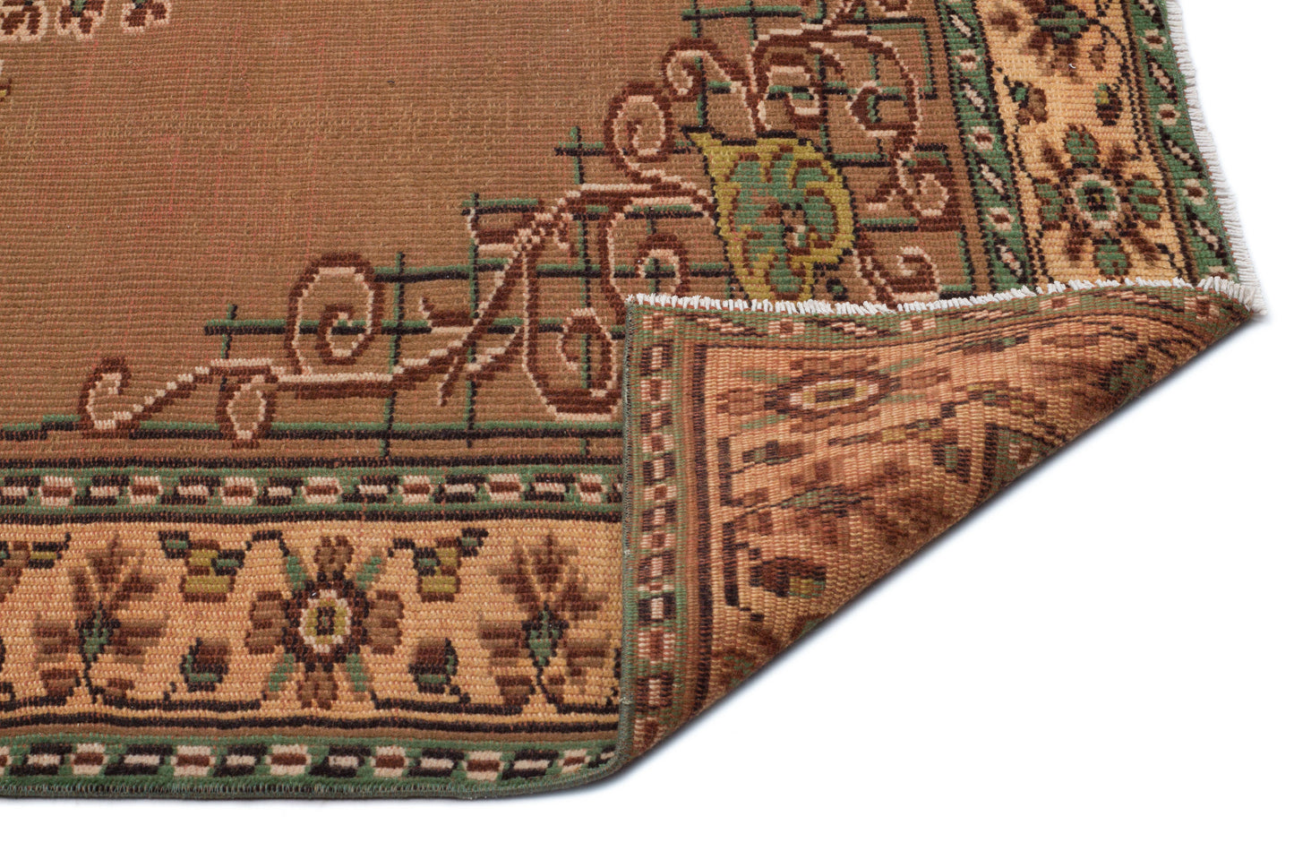 Tiagaor - Vintage Medallion Rug - 5'11 X 9'1