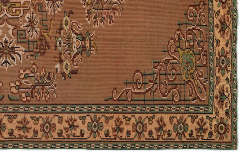 Load image 1 in gallery view. Tiagaor - Vintage Medallion Rug - 5'11 X 9'1