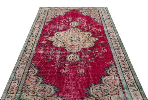 Load image 1 in gallery view. Pofaon - Vintage Medallion Rug - 4'11 X 8'9
