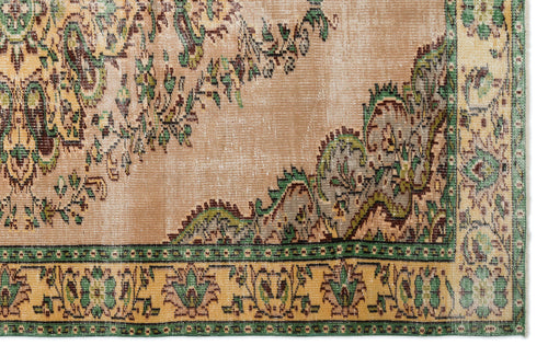 Load image 1 in gallery view. Hakoix - Vintage Medallion Rug - 6'1 X 9'5