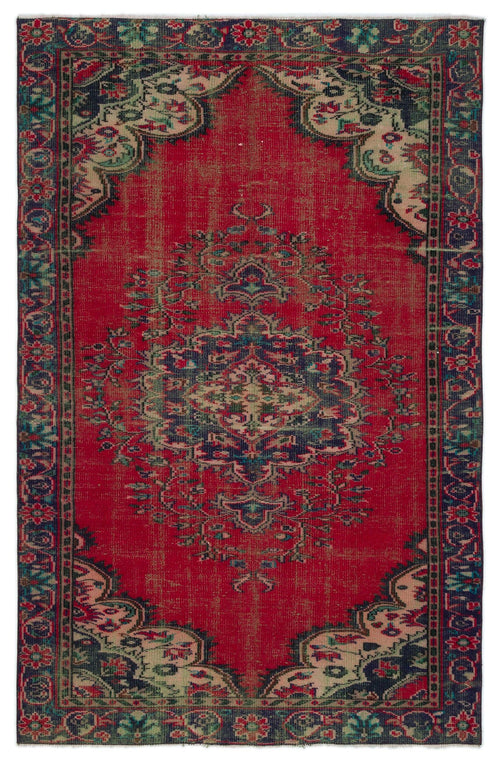 Load image 1 in gallery view. Fakeex - Vintage Medallion Rug - 5'6 X 8'2
