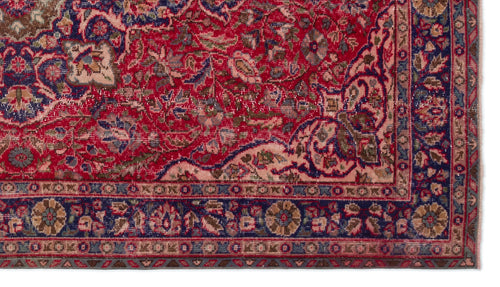 Load image 1 in gallery view. Slatius - Vintage Medallion Rug - 5'3 X 9'5