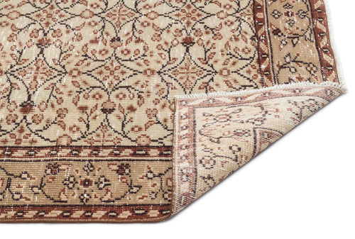 Load image 1 in gallery view. Gedia - Vintage Floral Rug - 4'10 X 8'8