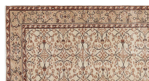 Load image 1 in gallery view. Gedia - Vintage Floral Rug - 4'10 X 8'8