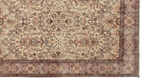 Load image 1 in gallery view. Presa - Vintage Floral Rug - 5'5 X 9'9