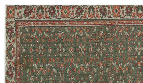 Load image 1 in gallery view. Crosa - Vintage Floral Rug - 5'2 X 8'11