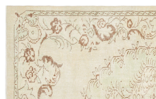 Load image 1 in gallery view. Gaebema - Vintage Medallion Rug - 5'11 X 9'3