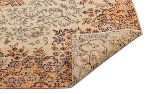 Load image 1 in gallery view. Tunoyn - Vintage Medallion Rug - 5'5 X 9'6