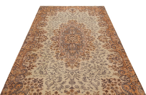 Load image 1 in gallery view. Tunoyn - Vintage Medallion Rug - 5'5 X 9'6