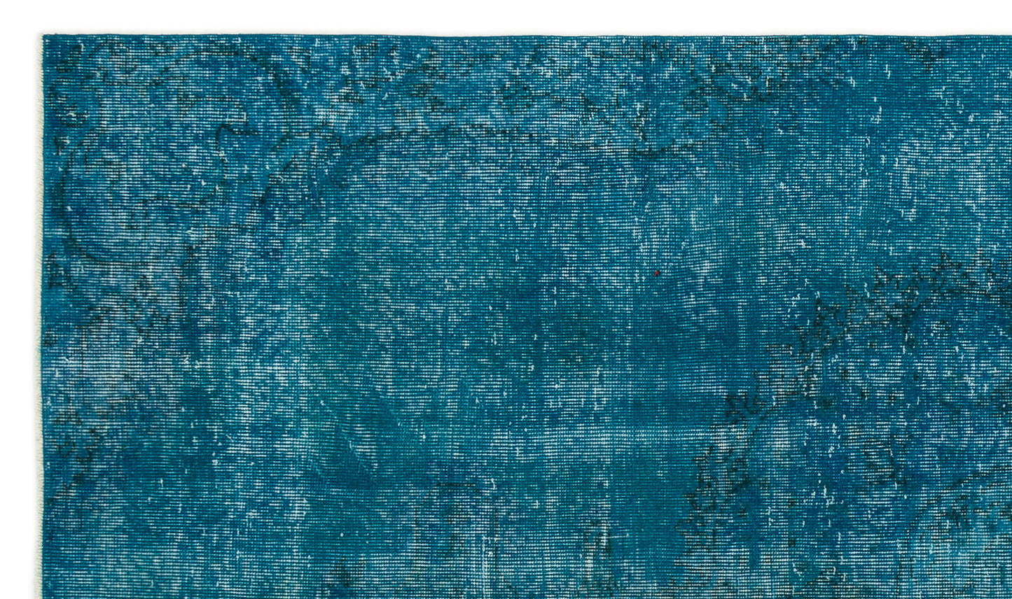 Thesiix - Vintage Distressed Rug - 5'1 X 8'7