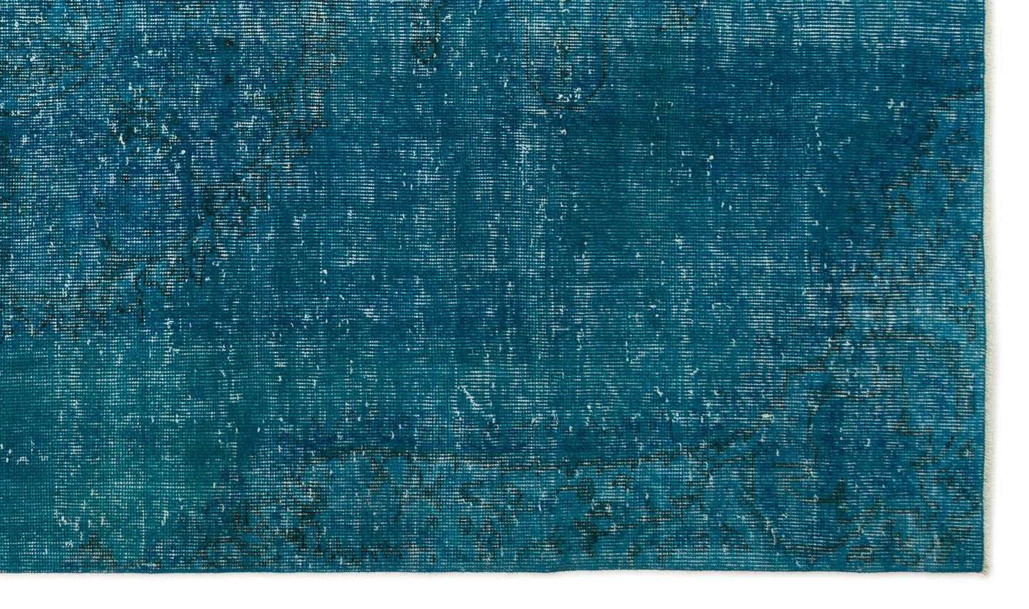 Thesiix - Vintage Distressed Rug - 5'1 X 8'7