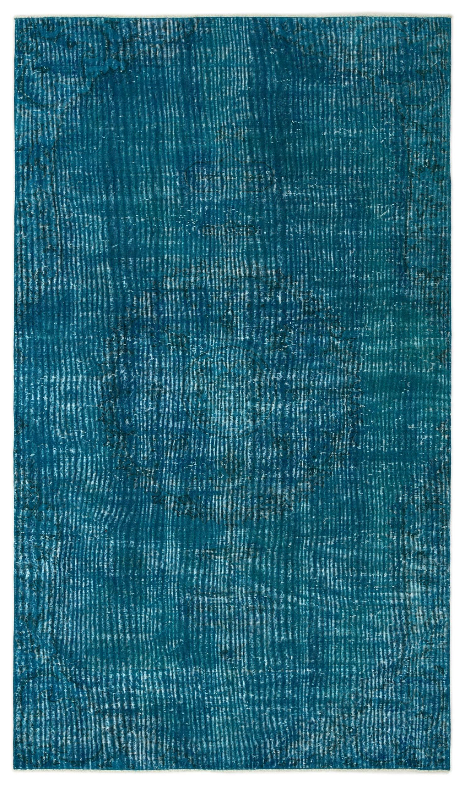 Thesiix - Vintage Distressed Rug - 5'1 X 8'7