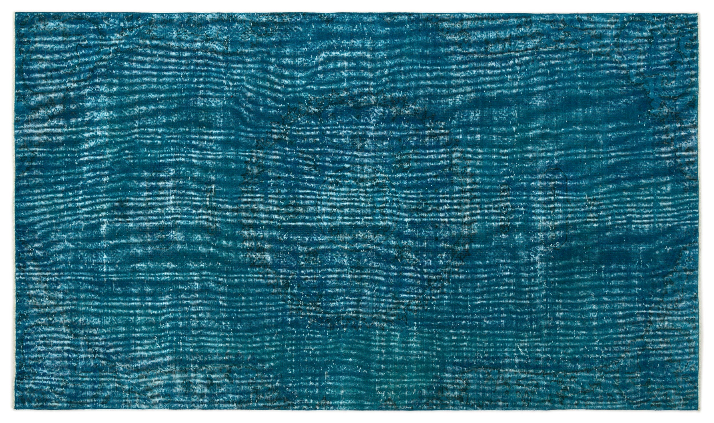 Thesiix - Vintage Distressed Rug - 5'1 X 8'7