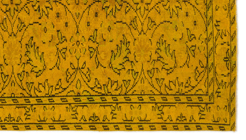 Load image 1 in gallery view. Mefera - Vintage Floral Rug - 5'0 X 8'9