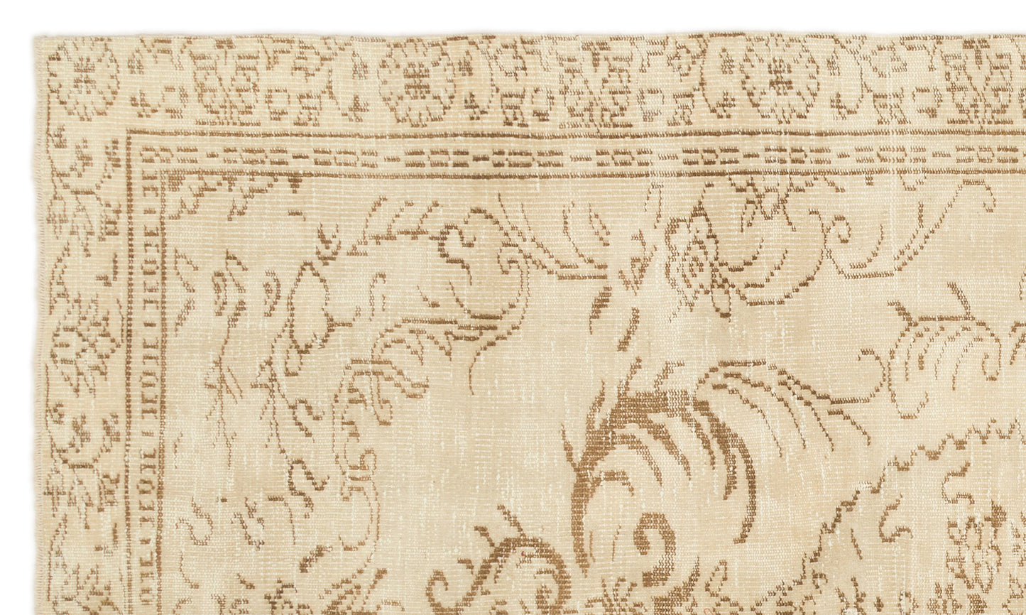 Neazian - Vintage Medallion Rug - 5'4 X 9'1
