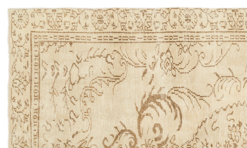 Load image 1 in gallery view. Neazian - Vintage Medallion Rug - 5'4 X 9'1