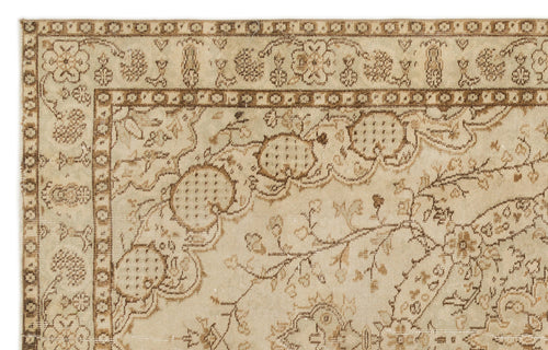 Load image 1 in gallery view. Pozaex - Vintage Medallion Rug - 5'8 X 8'10