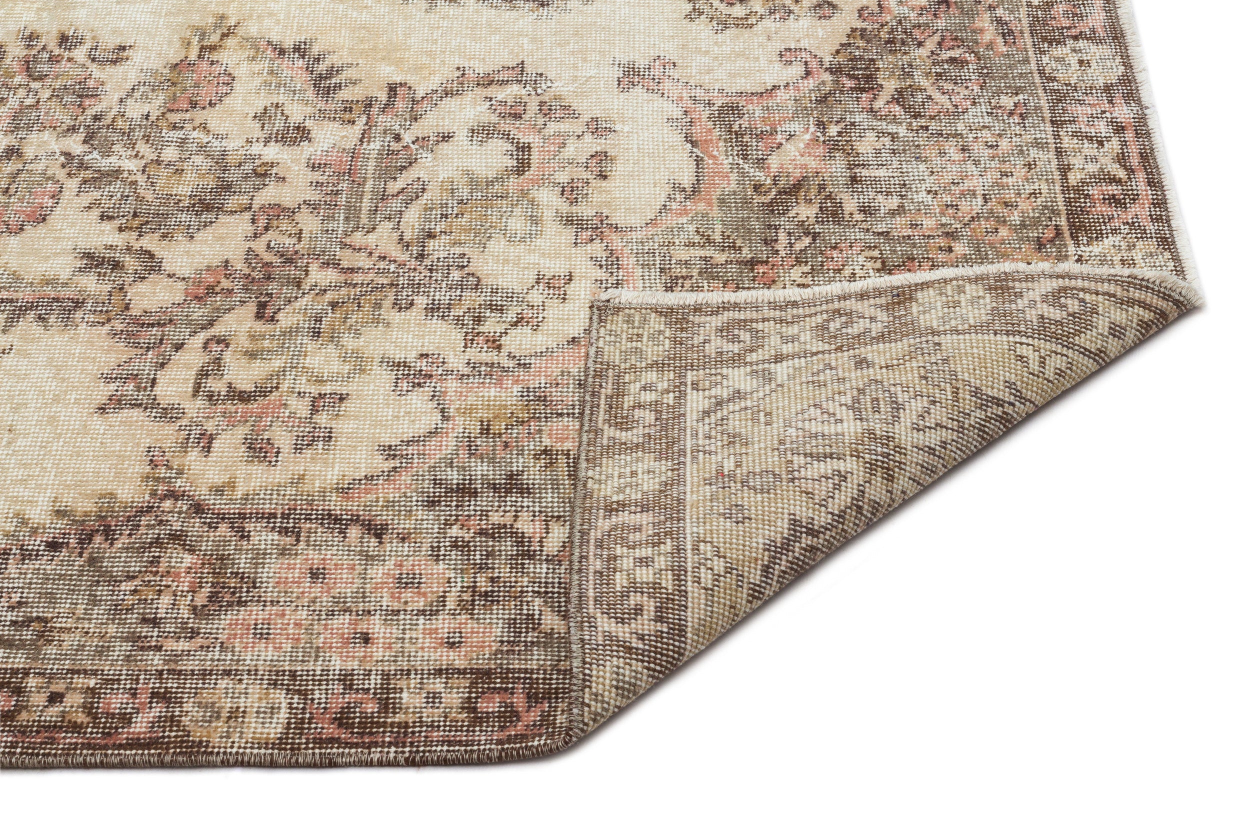 Preyn - Vintage Medallion Rug - 6'5 X 9'10