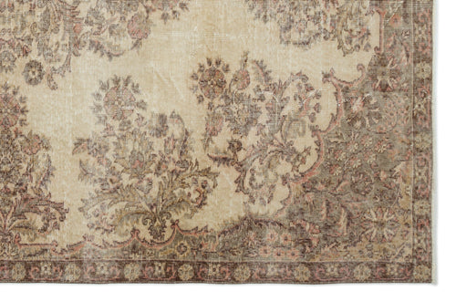 Load image 1 in gallery view. Preyn - Vintage Medallion Rug - 6'5 X 9'10