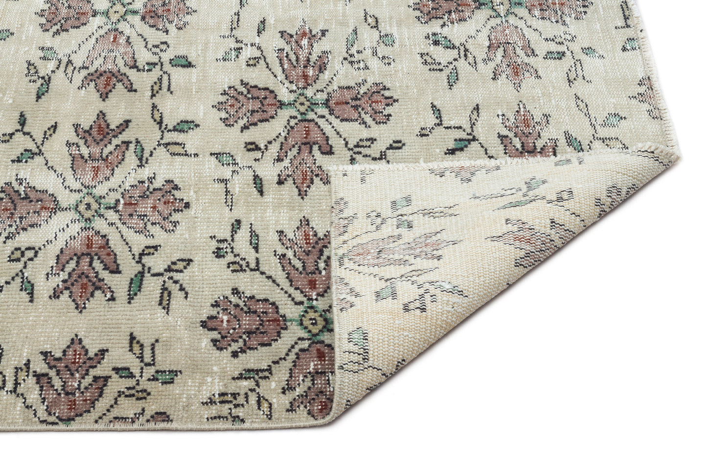 Boariva - Vintage Floral Rug - 4'10 X 8'8