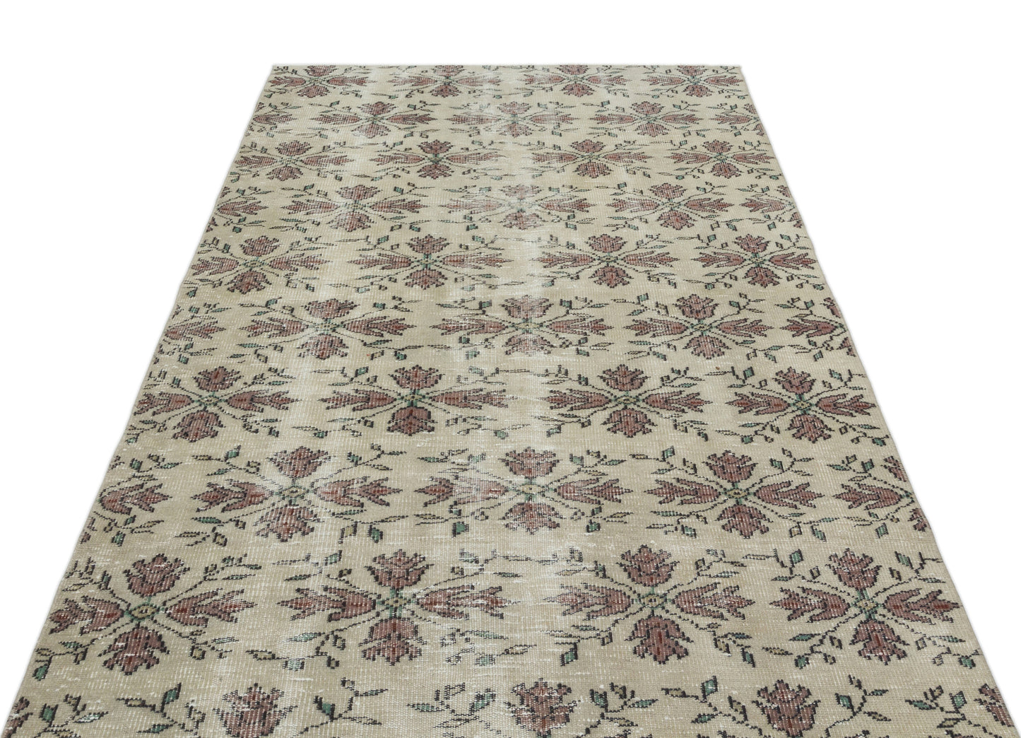 Boariva - Vintage Floral Rug - 4'10 X 8'8