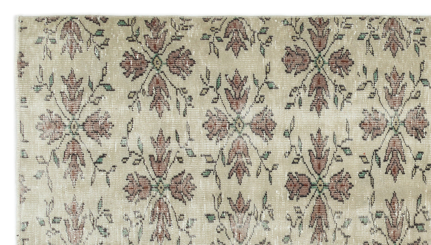 Boariva - Vintage Floral Rug - 4'10 X 8'8