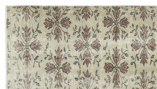 Load image 1 in gallery view. Boariva - Vintage Floral Rug - 4'10 X 8'8