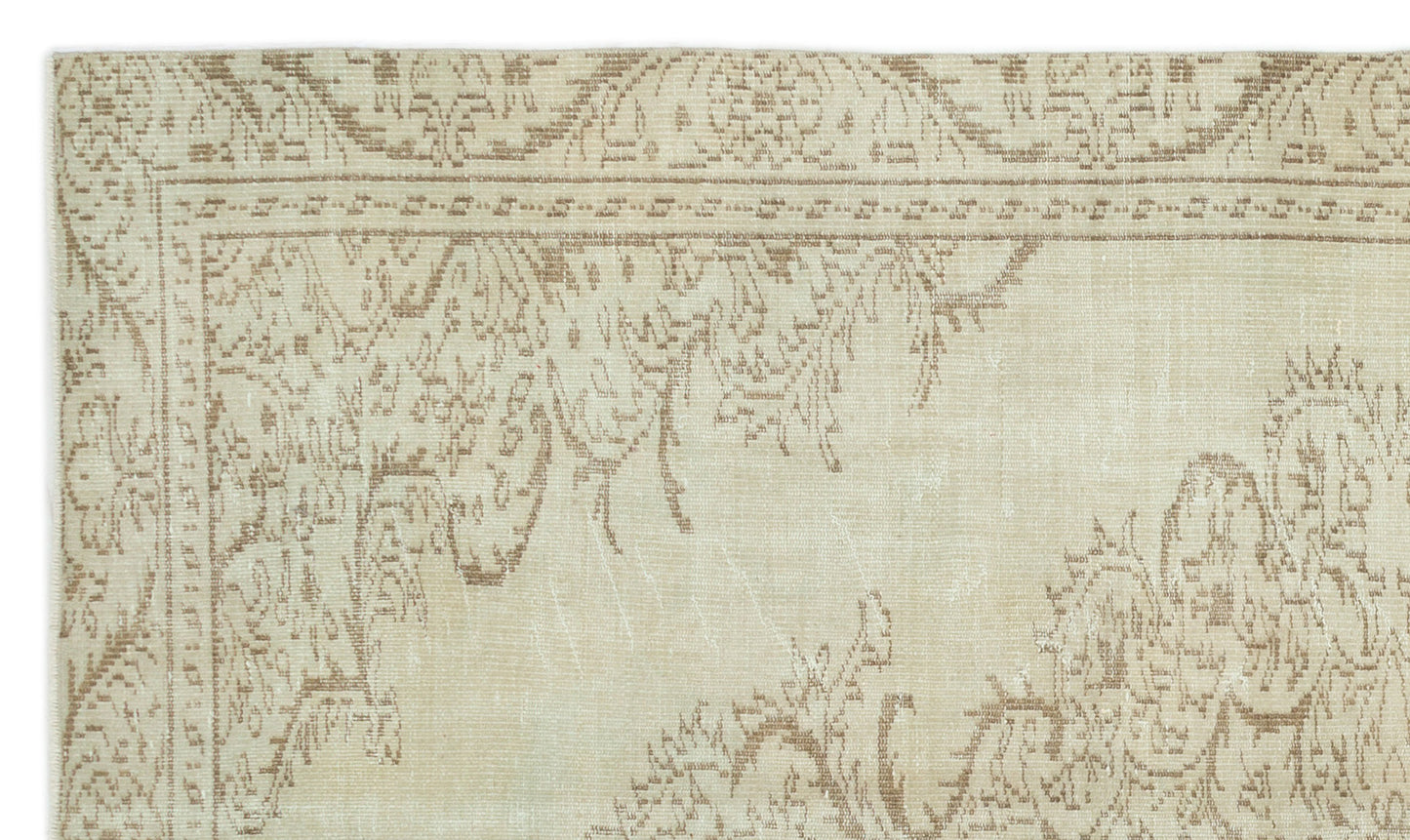 Gikeane - Vintage Distressed Rug - 5'4 X 9'1