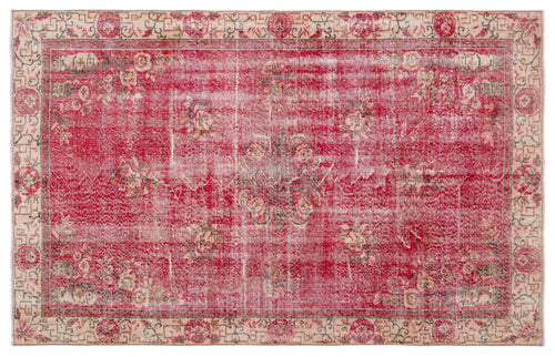 Load image 1 in gallery view. Peteta - Vintage Medallion Rug - 5'5 X 8'9