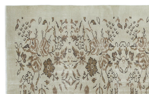 Load image 1 in gallery view. Ziboor - Vintage Floral Rug - 5'10 X 8'11