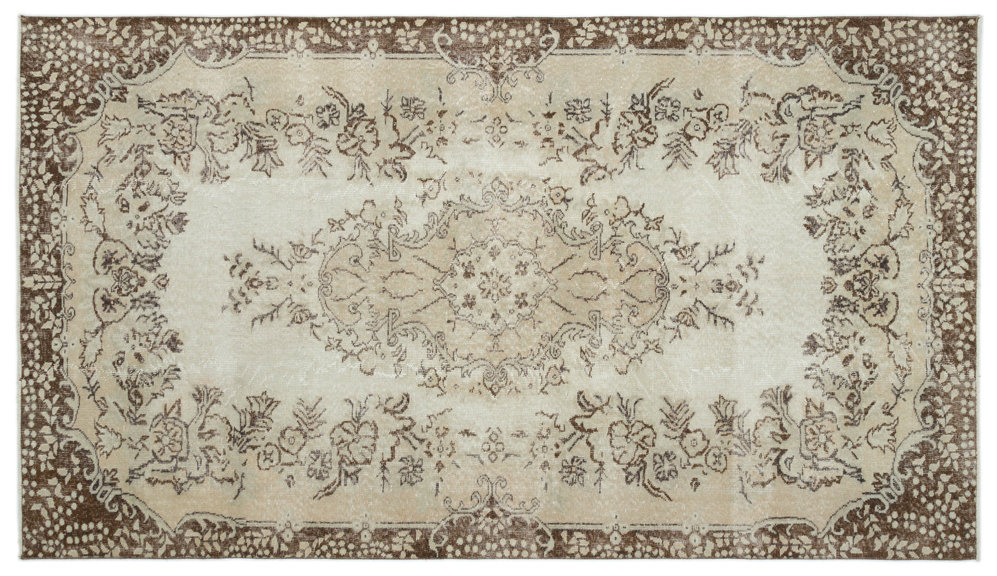 Gegata - Vintage Medallion Rug - 5'9 X 9'11