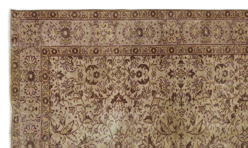 Bild 1 in Galerieansicht laden. Liopona - Vintage Floral Rug - 5'1 X 8'8