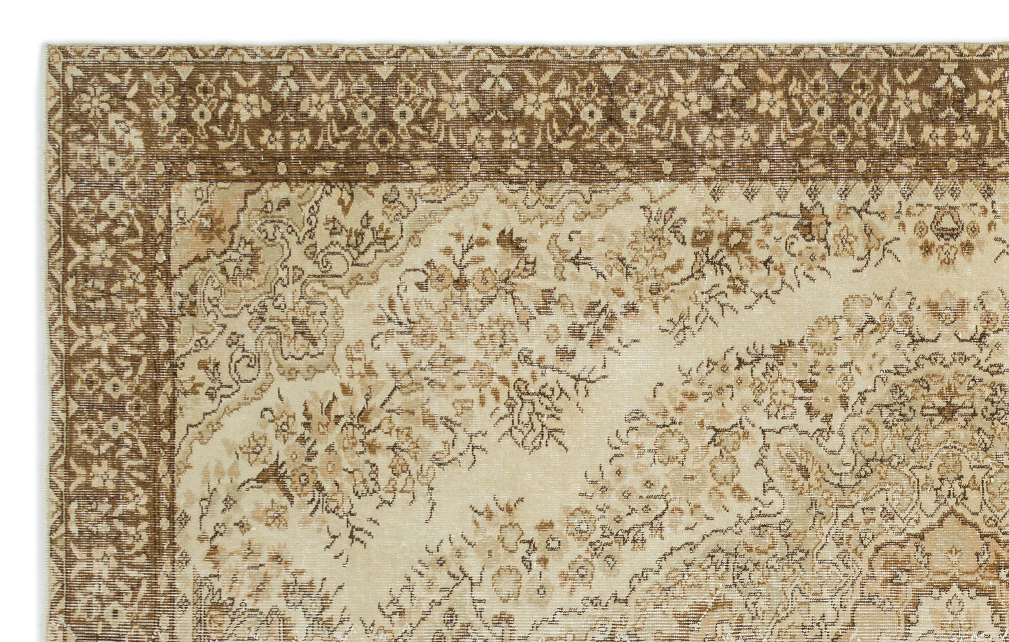 Prugoa - Vintage Medallion Rug - 6'8 X 10'6