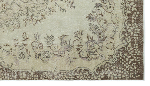 Load image 1 in gallery view. Mapuos - Vintage Medallion Rug - 5'5 X 9'7