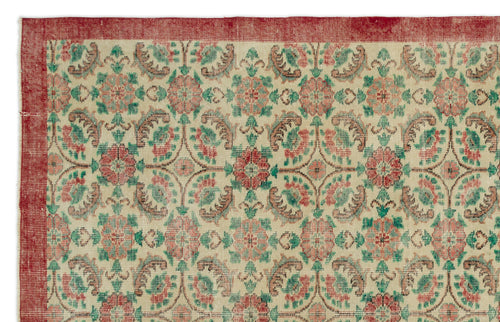 Load image 1 in gallery view. Blopota - Vintage Floral Rug - 6'4 X 9'11