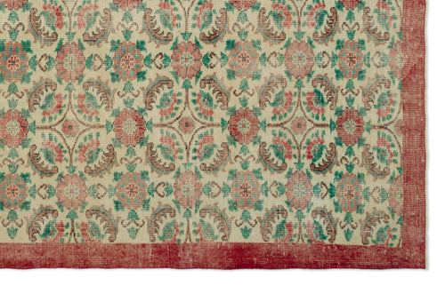 Load image 1 in gallery view. Blopota - Vintage Floral Rug - 6'4 X 9'11