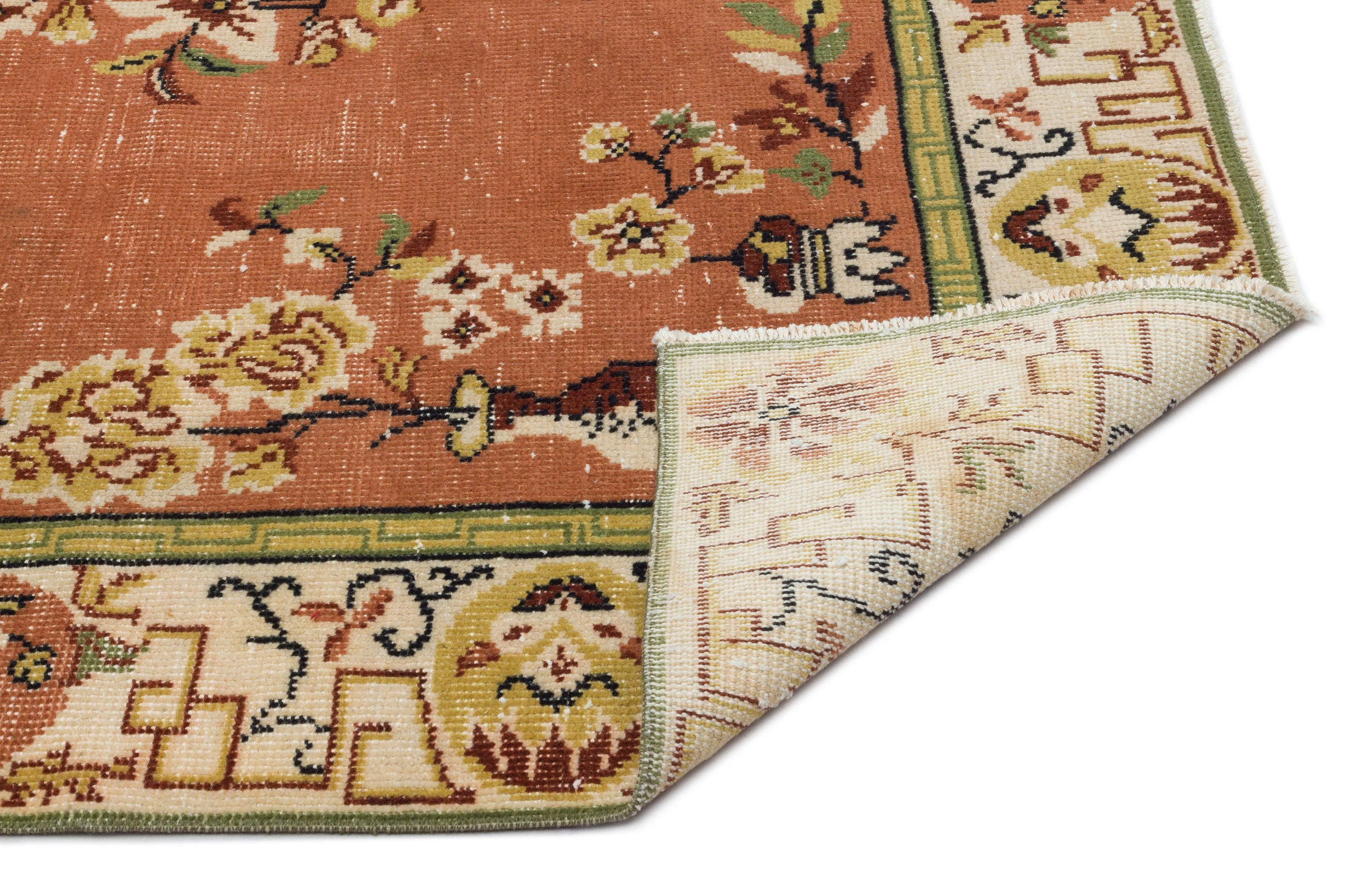Gamiane - Vintage Medallion Rug - 5'9 X 10'1
