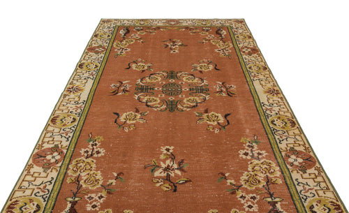Load image 1 in gallery view. Gamiane - Vintage Medallion Rug - 5'9 X 10'1