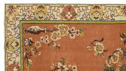 Load image 1 in gallery view. Gamiane - Vintage Medallion Rug - 5'9 X 10'1