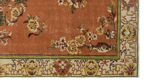 Load image 1 in gallery view. Gamiane - Vintage Medallion Rug - 5'9 X 10'1