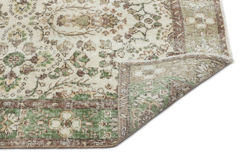 Load image 1 in gallery view. Kanosa - Vintage Floral Rug - 5'10 X 9'3