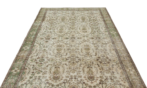 Load image 1 in gallery view. Kanosa - Vintage Floral Rug - 5'10 X 9'3