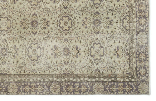 Load image 1 in gallery view. Vefuon - Vintage Floral Rug - 6'3 X 9'9