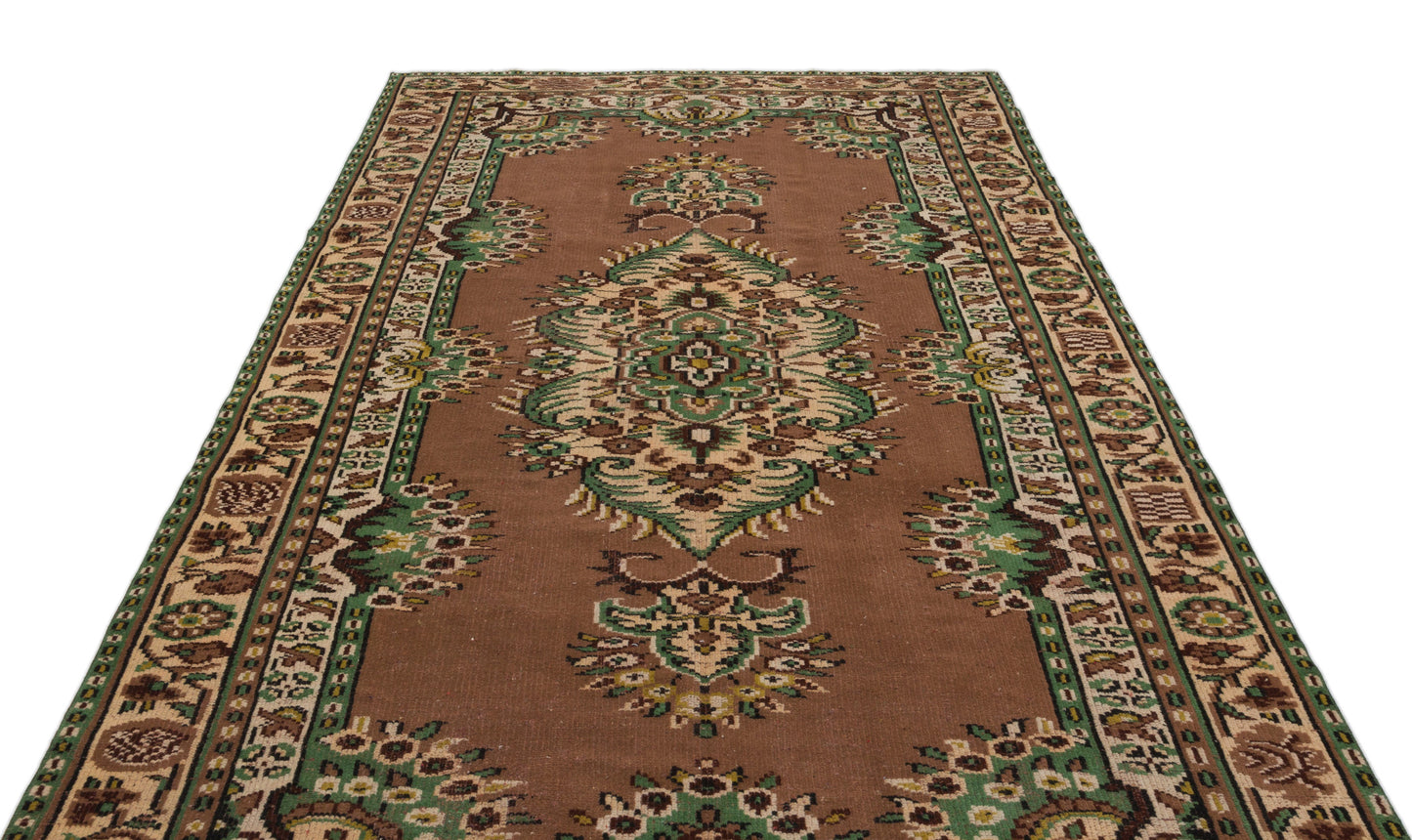 Raimera - Vintage Medallion Rug - 5'10 X 9'8