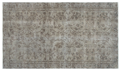 Load image 1 in gallery view. Vepira - Vintage Floral Rug - 4'8 X 8'5