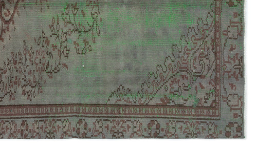 Load image 1 in gallery view. Bulayn - Vintage Distressed Rug - 4'8 X 8'2