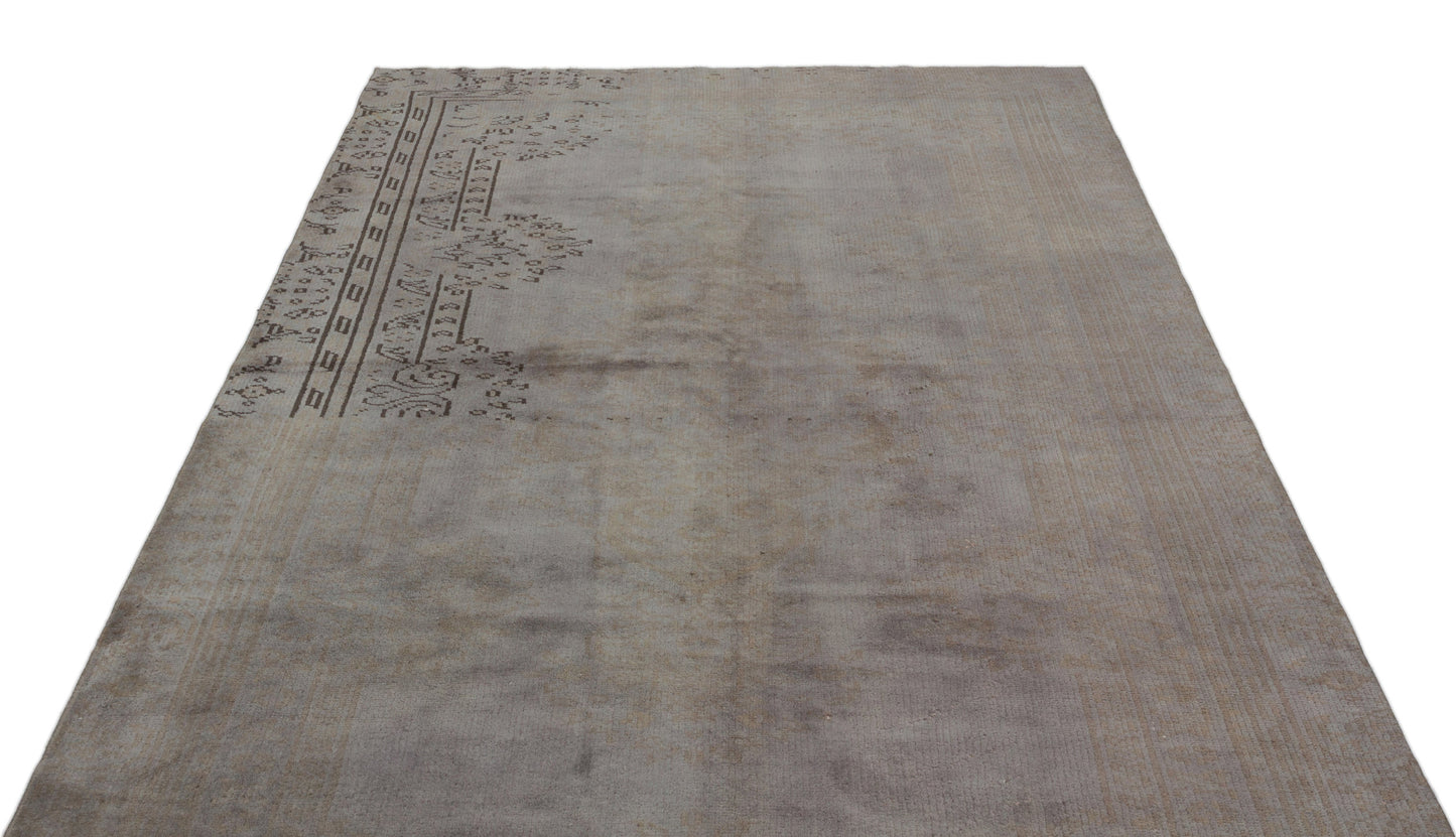 Droen - Vintage Distressed Rug - 5'7 X 9'6